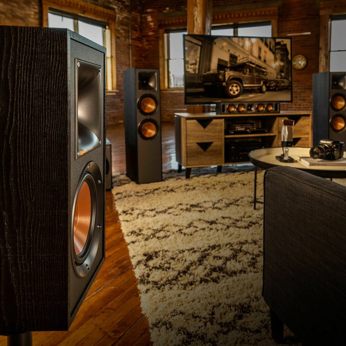 1111289622.jpg Enceinte Bibliothèque Klipsch R-51M Ebony – Image 13