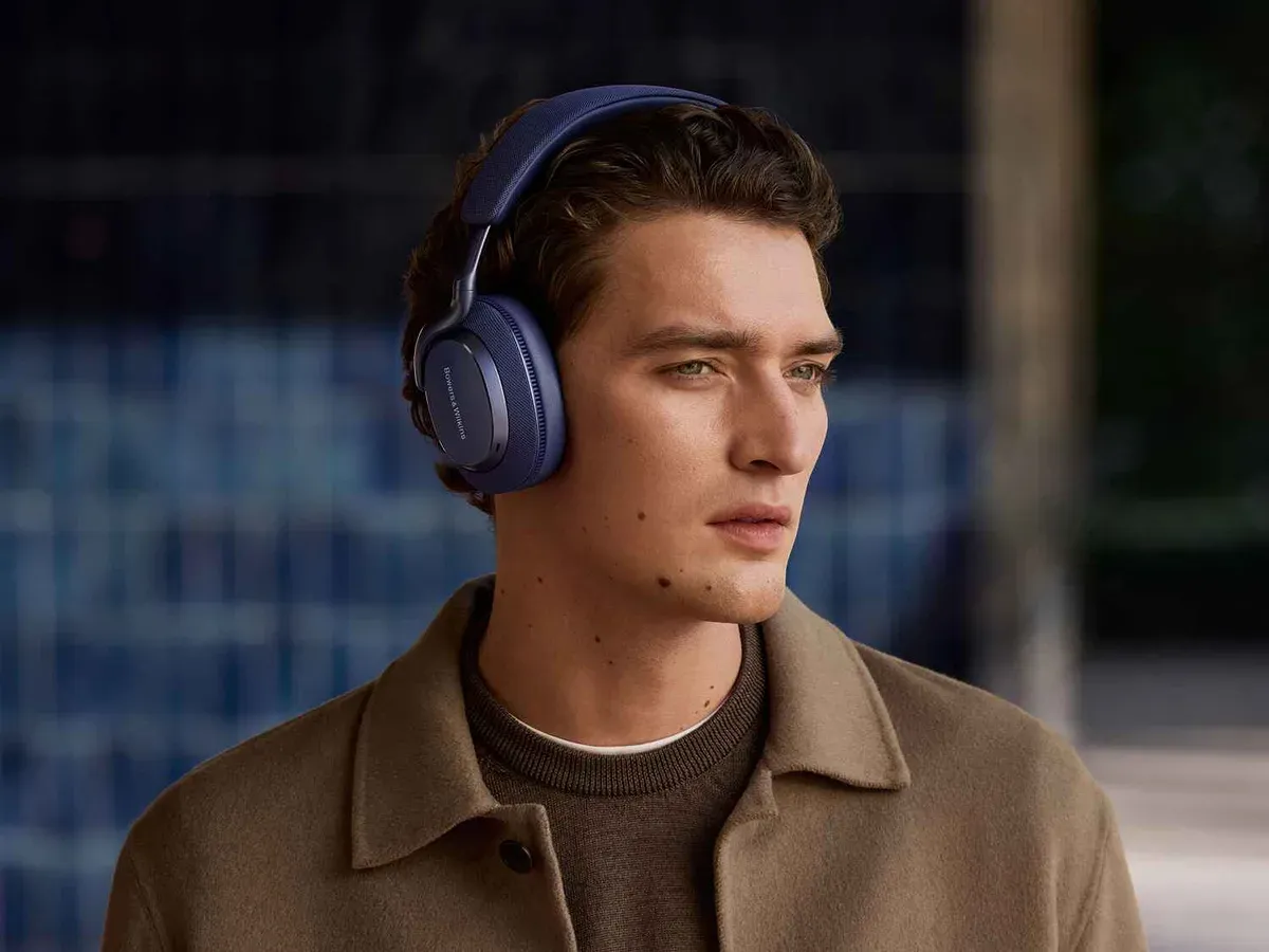 px7-s3-bleu-680baf23568387.67736057_result Casque Bowers & Wilkins Px7 S3 Indigo Blue – Image 5